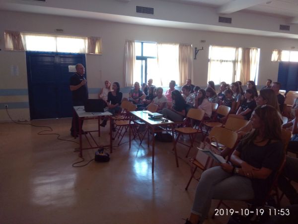 IMG-eb857fbb35eb5f4a6c36dddd26db4199-V