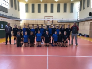 &Pi;&rho;&omicron;&alpha;&gamma;&omega;&nu;&iota;&sigma;&tau;&iota;&kappa;ό &Alpha;: &Phi;&iota;&lambda;&iota;&kappa;ή &alpha;&nu;&alpha;&mu;έ&tau;&rho;&eta;&sigma;&eta; &mu;&epsilon; &Pi;&alpha;&lambda;&lambda;ή&nu;&eta; (pics)