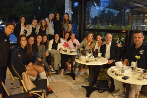 Στιγμές χαλάρωσης για τις Γυναίκες στο Βενέτης Food Hall της Βούλας