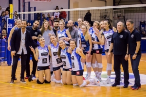 Volleyleague (Playoff): &Theta;έ&tau;&iota;&sigmaf; &Beta;&omicron;ύ&lambda;&alpha;&sigmaf; - &Omicron;&lambda;&upsilon;&mu;&pi;&iota;&alpha;&kappa;ό&sigmaf; 0-3 (pics)