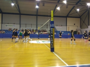 &Alpha;.&Sigma;.&Pi;.&Theta;έ&tau;&iota;&sigmaf; &Beta;&omicron;ύ&lambda;&alpha;&sigmaf;: &Phi;&iota;&lambda;&iota;&kappa;ή &alpha;&nu;&alpha;&mu;έ&tau;&rho;&eta;&sigma;&eta; &tau;&omega;&nu; &Nu;&epsilon;&alpha;&nu;ί&delta;&omega;&nu; &mu;&epsilon; &Alpha;ί&omicron;&lambda;&omicron; &Tau;&alpha;ύ&rho;&omicron;&upsilon;