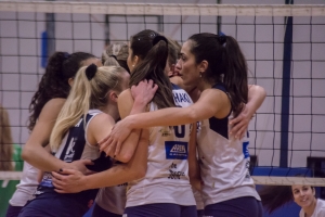 Volleyleague: &Theta;έ&tau;&iota;&sigmaf; &Beta;&omicron;ύ&lambda;&alpha;&sigmaf; - &Pi;&alpha;&nu;&alpha;&theta;&eta;&nu;&alpha;ϊ&kappa;ό&sigmaf; 0-3 (pics-video)